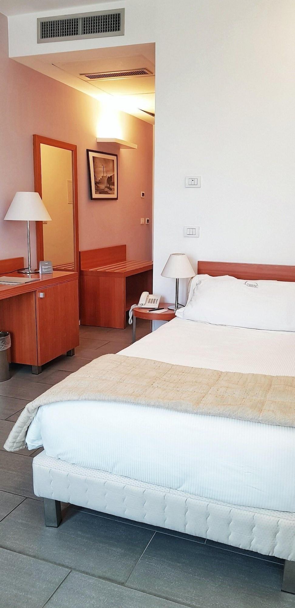 Poggio Del Sole Hotel Contrada Cimilla ภายนอก รูปภาพ